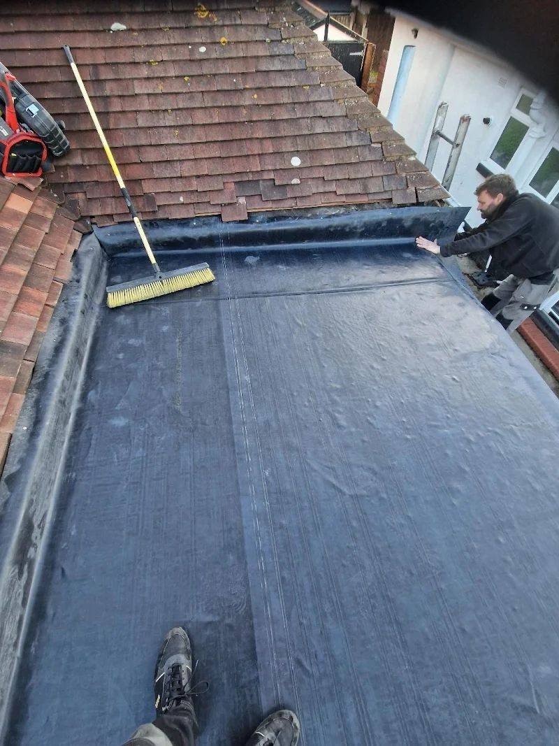 EPDM flat roof installation
